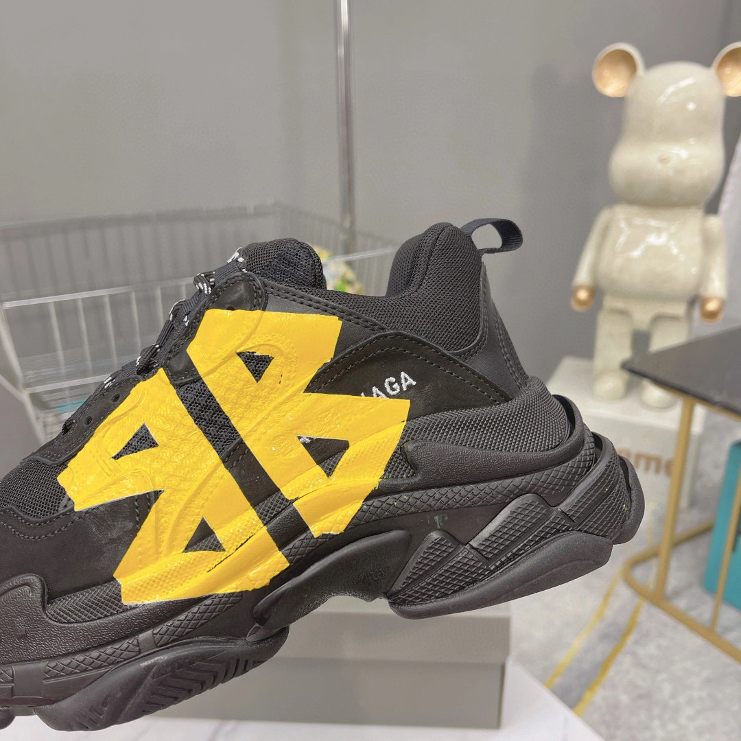 OOBB-- 218593i161 536737WTRST1070 1.0 Triple S item:E-X076I0504